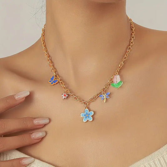 Nature’s Bloom: Multi-Element Necklace with Green Leaves and Pink Accents